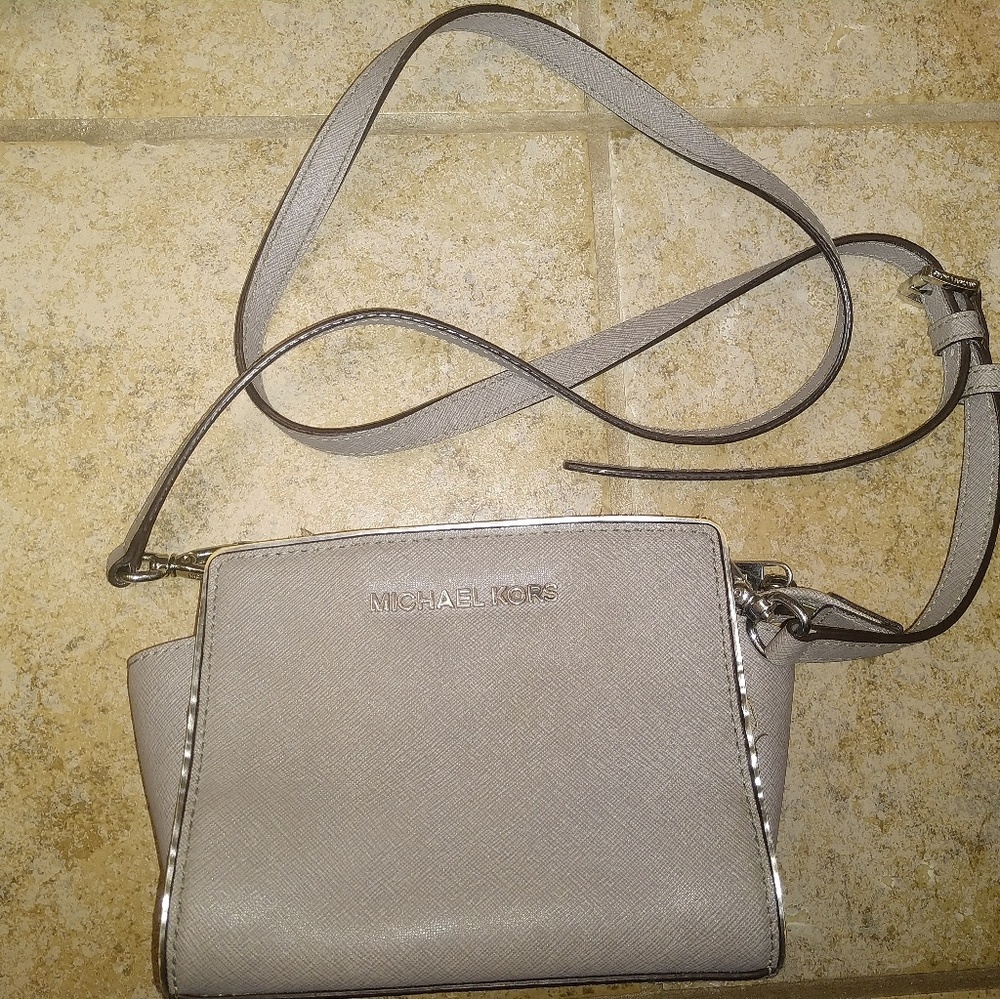Small Michael kors purse